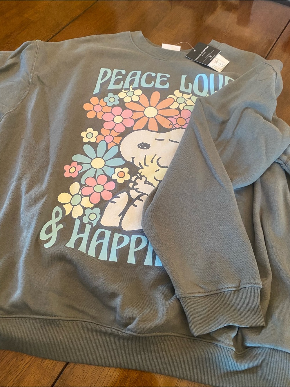 Women’sPeace Love & Happiness Graphic Sweatshirt - Gray